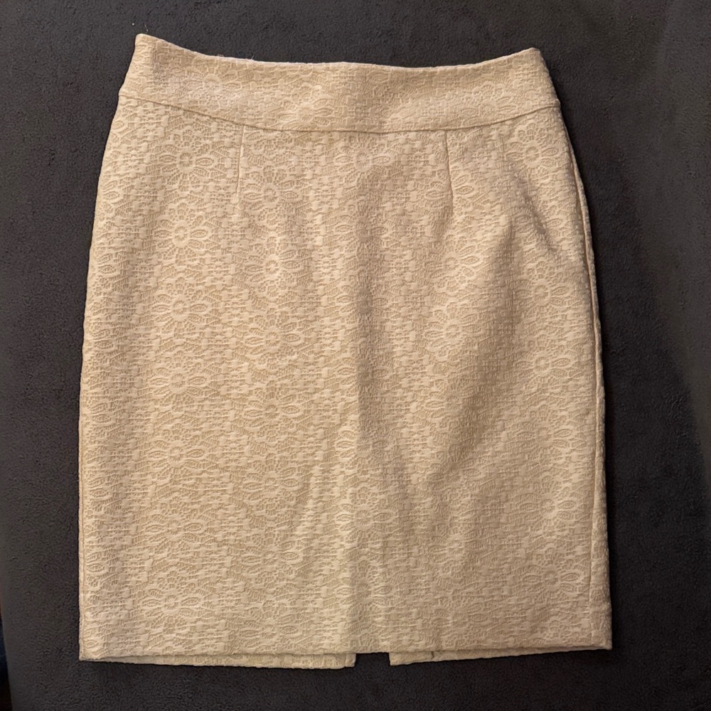 Banana Republic Textured Ivory Floral Pencil Skirt, sz 4